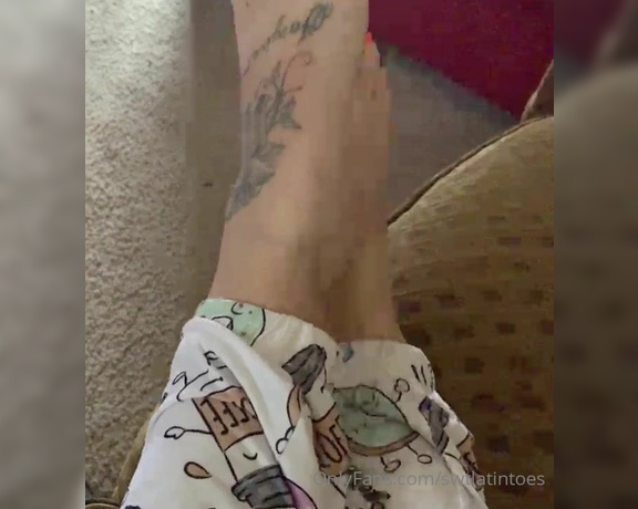 Swtlatintoes aka swtlatintoes - 10-30-2020 OnlyFans Video - Just a lil toe wiggle from Sunday , and one in slow mo_zc7t