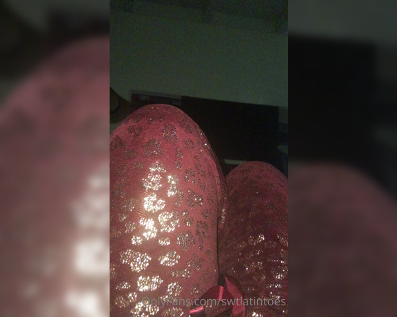 Swtlatintoes aka swtlatintoes - 11-18-2020 OnlyFans Video - My feet are nice and toasty