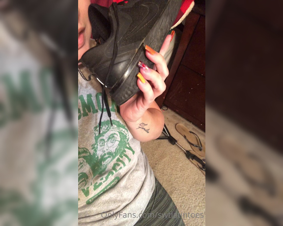 Swtlatintoes aka swtlatintoes - 11-17-2020 OnlyFans Video - The looked like they got a good sweat_sw3k