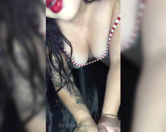 Swtlatintoes aka swtlatintoes - 12-09-2020 OnlyFans Video - This lil reindeer has been naughty