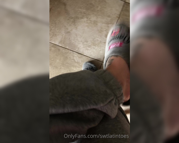 Swtlatintoes aka swtlatintoes - 12-26-2020 OnlyFans Video - Just a tad , dirty , sweaty , and stinky