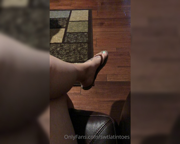 Swtlatintoes aka swtlatintoes - 05-17-2021 OnlyFans Video - Just a lil sandal tease