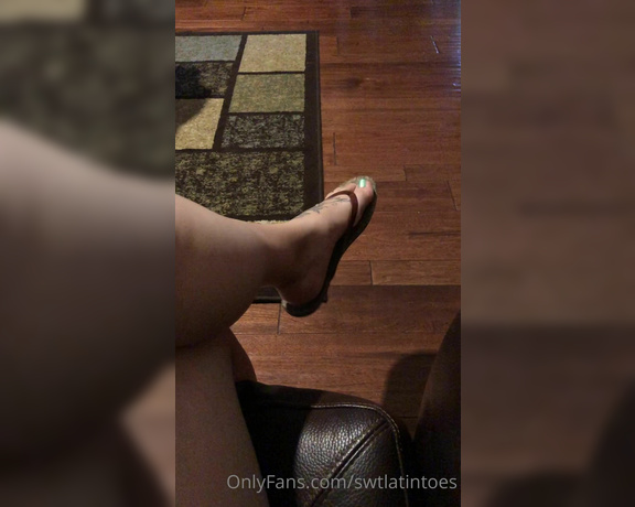 Swtlatintoes aka swtlatintoes - 05-17-2021 OnlyFans Video - Just a lil sandal tease