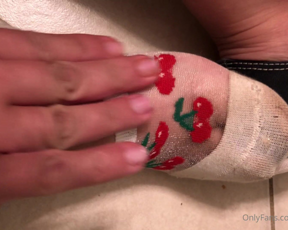 Swtlatintoes aka swtlatintoes - 06-09-2021 OnlyFans Video - Yummy chubby dirty feet , kinda wishing your face was here so I can rub them