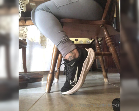 Swtlatintoes aka swtlatintoes - 08-20-2021 OnlyFans Video - After 3 days of wear these socks def left my feet super stinky , it was_88d8