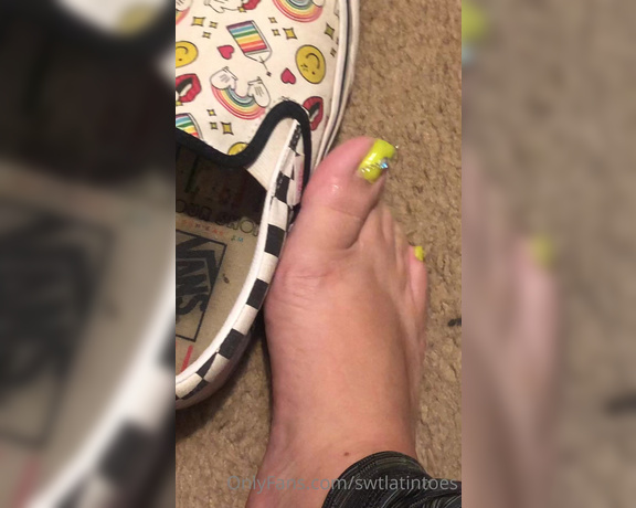 Swtlatintoes aka swtlatintoes - 09-12-2021 OnlyFans Video - Short workout yesterday , these feet where so sweaty  it was nice to take them_puz8