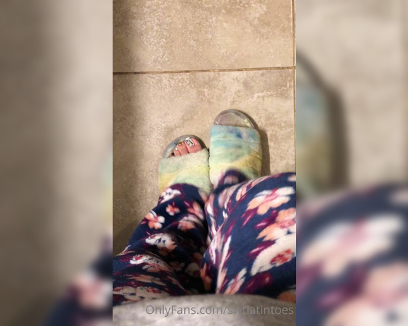 Swtlatintoes aka swtlatintoes - 10-20-2021 OnlyFans Video - Sorry I didnt do a sock reveal yesterday , it was one of those days you