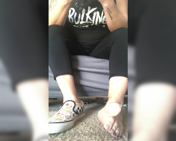 Swtlatintoes aka swtlatintoes - 01-29-2022 OnlyFans Video - These socks where still wet from yesterday