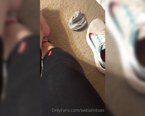 Swtlatintoes aka swtlatintoes - 04-12-2022 OnlyFans Video - Dont these gummies look good