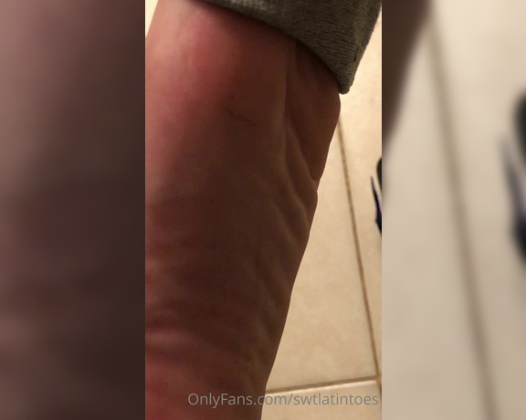 Swtlatintoes aka swtlatintoes - 05-12-2022 OnlyFans Video - These Nikes have not disappointed , still pretty new but def adding some funk