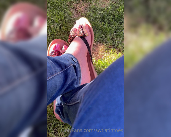 Swtlatintoes aka swtlatintoes - 05-23-2022 OnlyFans Video - I love how sparkly these are_1rkj