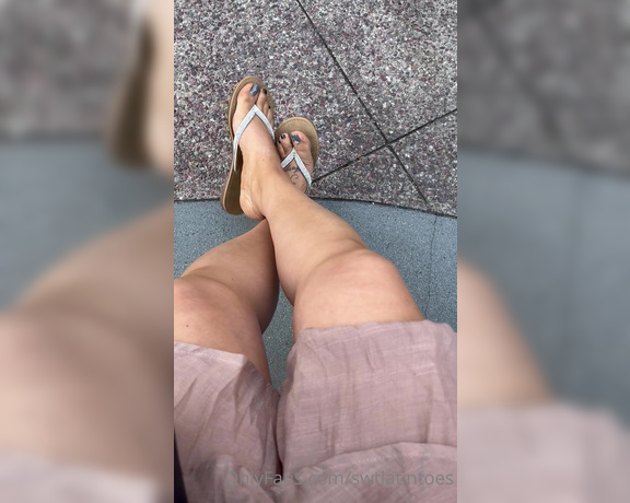 Swtlatintoes aka swtlatintoes - 06-21-2022 OnlyFans Video - Made you look would you stare at my sparkly flip flops Or would you just glance_3nx2