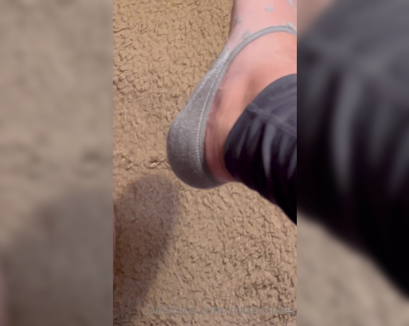 Swtlatintoes aka swtlatintoes - 08-10-2022 OnlyFans Video - Heard you like em stinky After 3 days of wear