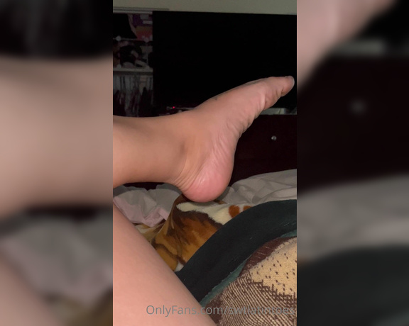 Swtlatintoes aka swtlatintoes - 07-12-2022 OnlyFans Video - Just another hot ass morning