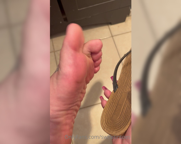 Swtlatintoes aka swtlatintoes - 07-18-2022 OnlyFans Video - It was a dirty sweaty Sunday_ovw3