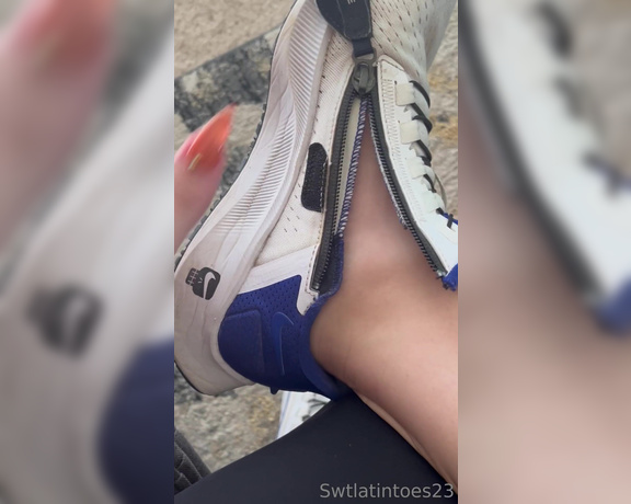 Swtlatintoes aka swtlatintoes - 12-19-2022 OnlyFans Video - Stinky and dirty