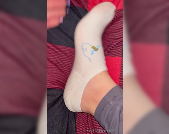 Swtlatintoes aka swtlatintoes - 02-21-2023 OnlyFans Video - How do these get so dirty with shoes on lol