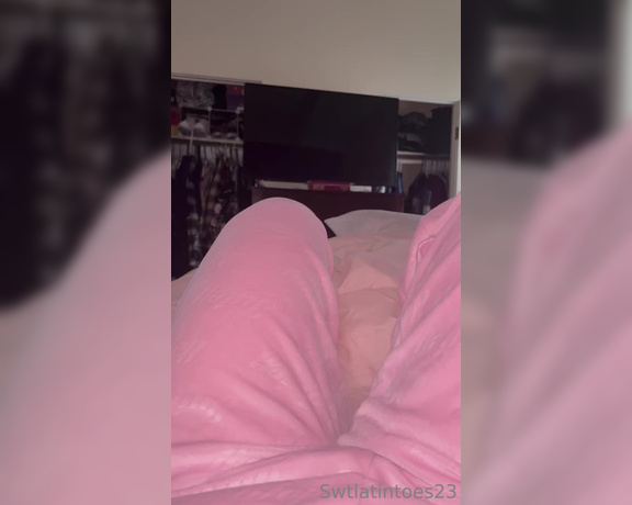 Swtlatintoes aka swtlatintoes - 05-30-2023 OnlyFans Video - So sweaty_zl5u