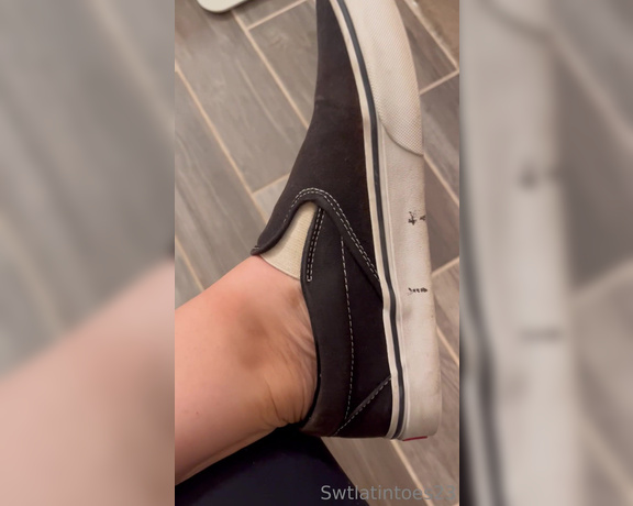 Swtlatintoes aka swtlatintoes - 06-25-2023 OnlyFans Video - Straight out of vans_mz8d