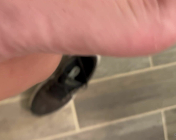 Swtlatintoes aka swtlatintoes - 07-11-2023 OnlyFans Video - Got a chance to do some yard work