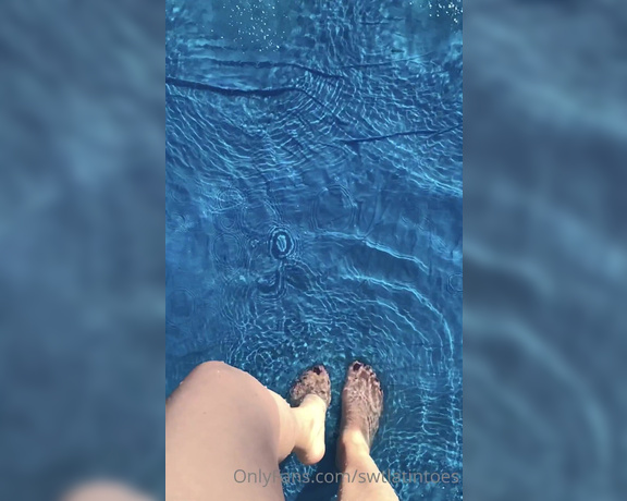 Swtlatintoes aka swtlatintoes - 06-06-2020 OnlyFans Video - A lil slo mo water fun