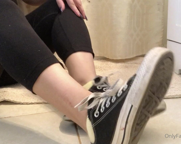 Swtlatintoes aka swtlatintoes - 07-30-2020 OnlyFans Video - They where stinky , last video is kinda a blooper  cut