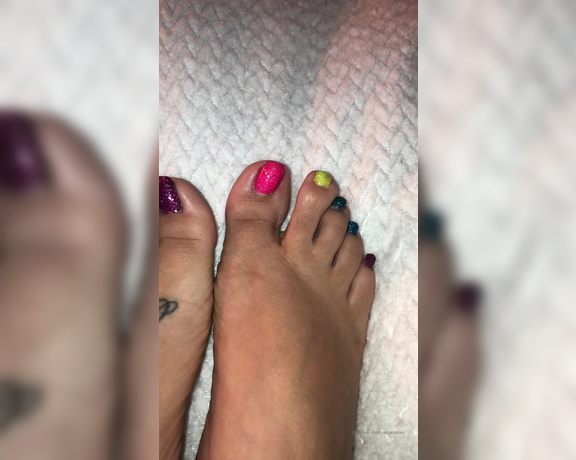 Swtlatintoes aka swtlatintoes - 08-14-2020 OnlyFans Video - Taste the rainbow  , mmmmm Im imagining you putting each toe in your mouth one