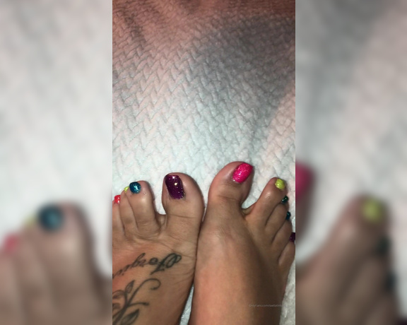 Swtlatintoes aka swtlatintoes - 08-14-2020 OnlyFans Video - Taste the rainbow  , mmmmm Im imagining you putting each toe in your mouth one