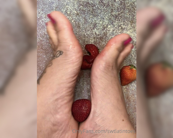 Swtlatintoes aka swtlatintoes - 08-21-2020 OnlyFans Video - Wishing this was you , but I promise to be gentler with you