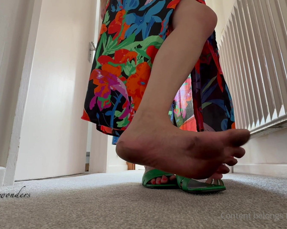 Feetwonders aka feetwonders - 07-10-2024 OnlyFans Video - Would you be my door mat