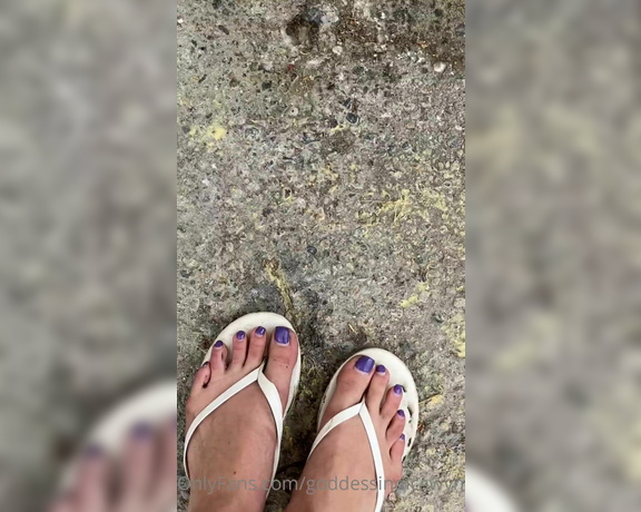 Goddess Indica Wynter aka goddessindicawynter - 06-17-2021 OnlyFans Video - Just me walking