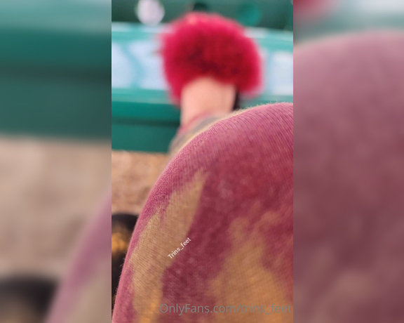 Mistress Trina aka trins_feet - 05-26-2021 OnlyFans Video - Trying not to get caught at the park muted for privacy reasons