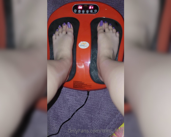 Mistress Trina aka trins_feet - 07-28-2021 OnlyFans Video - Finally tried this machine and I didnt know it had a massager built into it