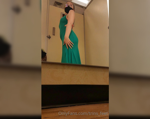 Mistress Trina aka trins_feet - 06-01-2022 OnlyFans Video - Another dressing room try on since Im always shopping