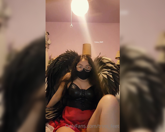 Mistress Trina aka trins_feet - 02-14-2023 OnlyFans Video - All alone, simply beating your dick