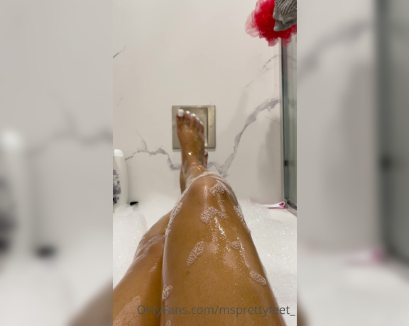 Ms Pretty Feet aka msprettyfeet_ - 11-17-2022 OnlyFans Video - Feeling under the weather lately, new content coming as soon as I feel better