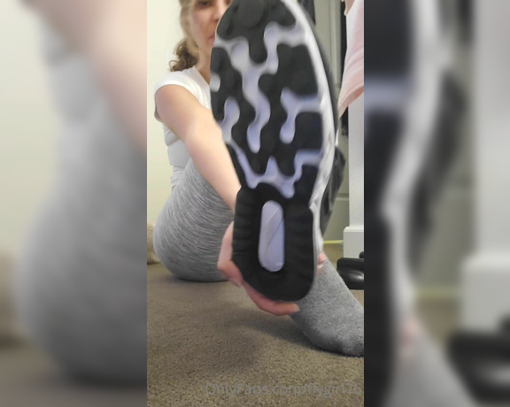 Fly Girl aka flygirl76 - 12-07-2020 OnlyFans Video - Sweaty feet after the gym_iu7y