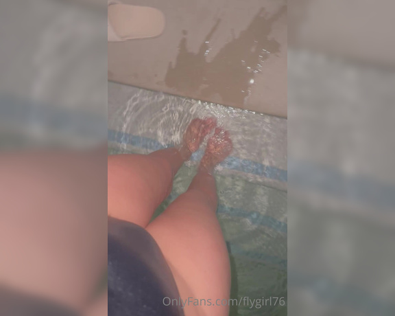 Fly Girl aka flygirl76 - 12-12-2022 OnlyFans Video - Cold but you know Im always down for the hot tub_3k6h