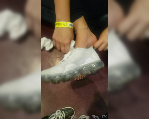 Fly Girl aka flygirl76 - 04-12-2019 OnlyFans Video - Sock removal at the bowling alley  Do you think people were secretly looking