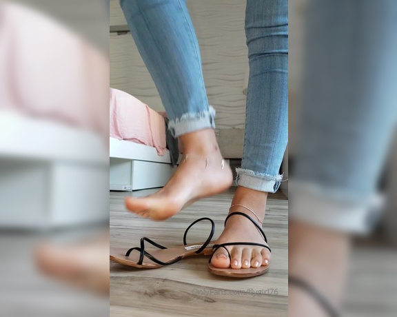 Fly Girl aka flygirl76 - 08-07-2019 OnlyFans Video - Fave sandals everrrr