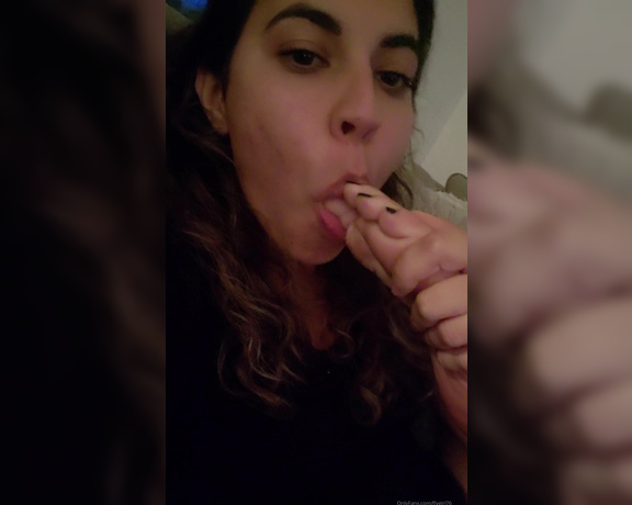 Fly Girl aka flygirl76 - 10-31-2019 OnlyFans Video - I love a fresh pedi