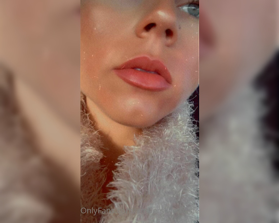 Atoesies aka atoesies - 11-17-2020 OnlyFans Video - Who has a mouth fetish I got some questions about my mouth lol