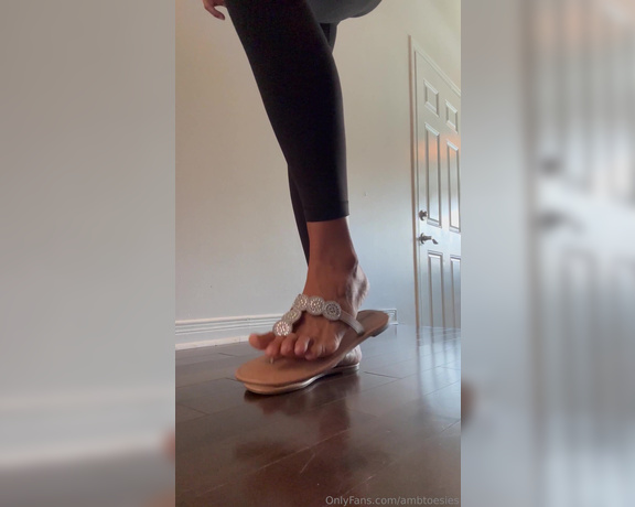 Atoesies aka atoesies - 07-30-2024 OnlyFans Video - Sandal Flop