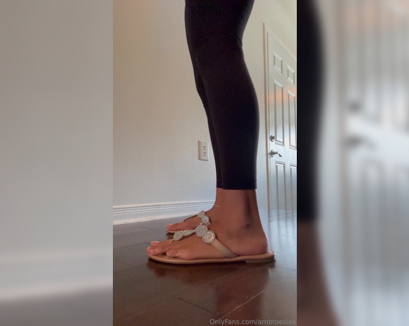 Atoesies aka atoesies - 07-30-2024 OnlyFans Video - Sandal Flop