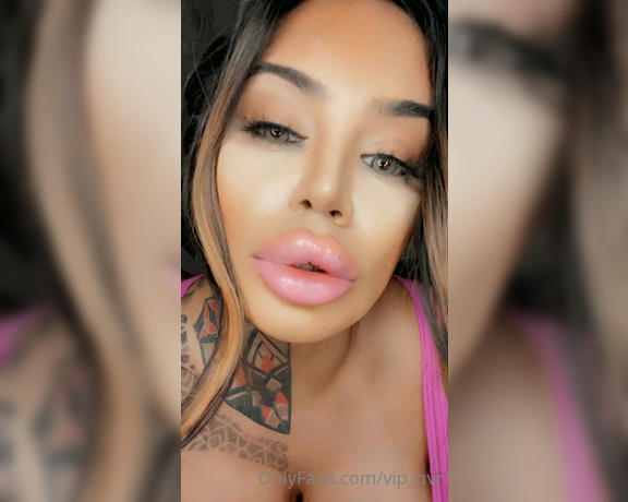 Goddess Nicki aka vip_nvr - 01-15-2021 OnlyFans Video - Good morning Come have taste of my lips ðŸ