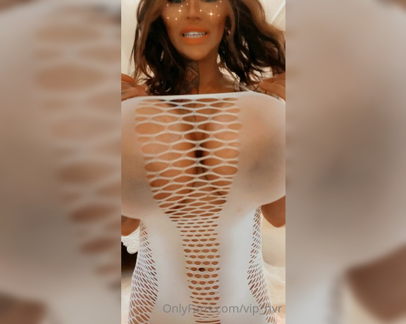 Goddess Nicki aka vip_nvr - 06-18-2020 OnlyFans Video - Love how tight and stretched this dress looks on me What you guys think