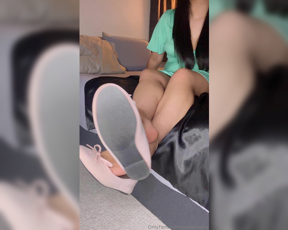 Goddessjvu aka goddessjvu - 07-05-2024 OnlyFans Video - Playing with my flats