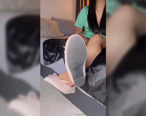 Goddessjvu aka goddessjvu - 07-05-2024 OnlyFans Video - Playing with my flats