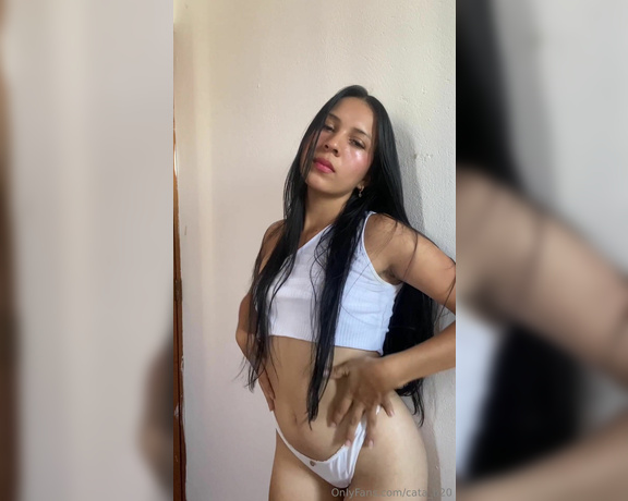 Cata Bella aka cata_b20 - 01-25-2024 OnlyFans Video - Y si te bailo un poco