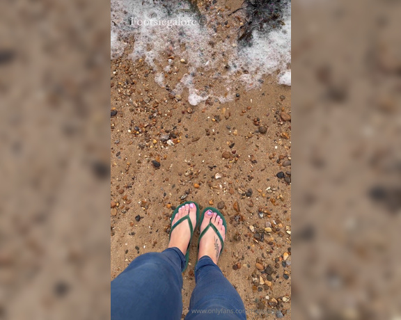 Footsie Galore aka footsiegalore - 04-30-2024 OnlyFans Video - Windy beach walks and the sea cant help but rush up and get my feet wet